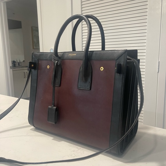 Saint Laurent Classic Sac Du Jour Small Burgundy and Black in smooth leather - Picture 1 of 14